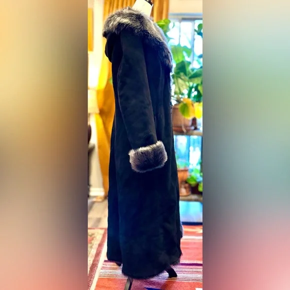 Overland Toscana Sheepskin Hooded Coat, Size XL, Black, NEW with Tags!! - Picture 2 of 15